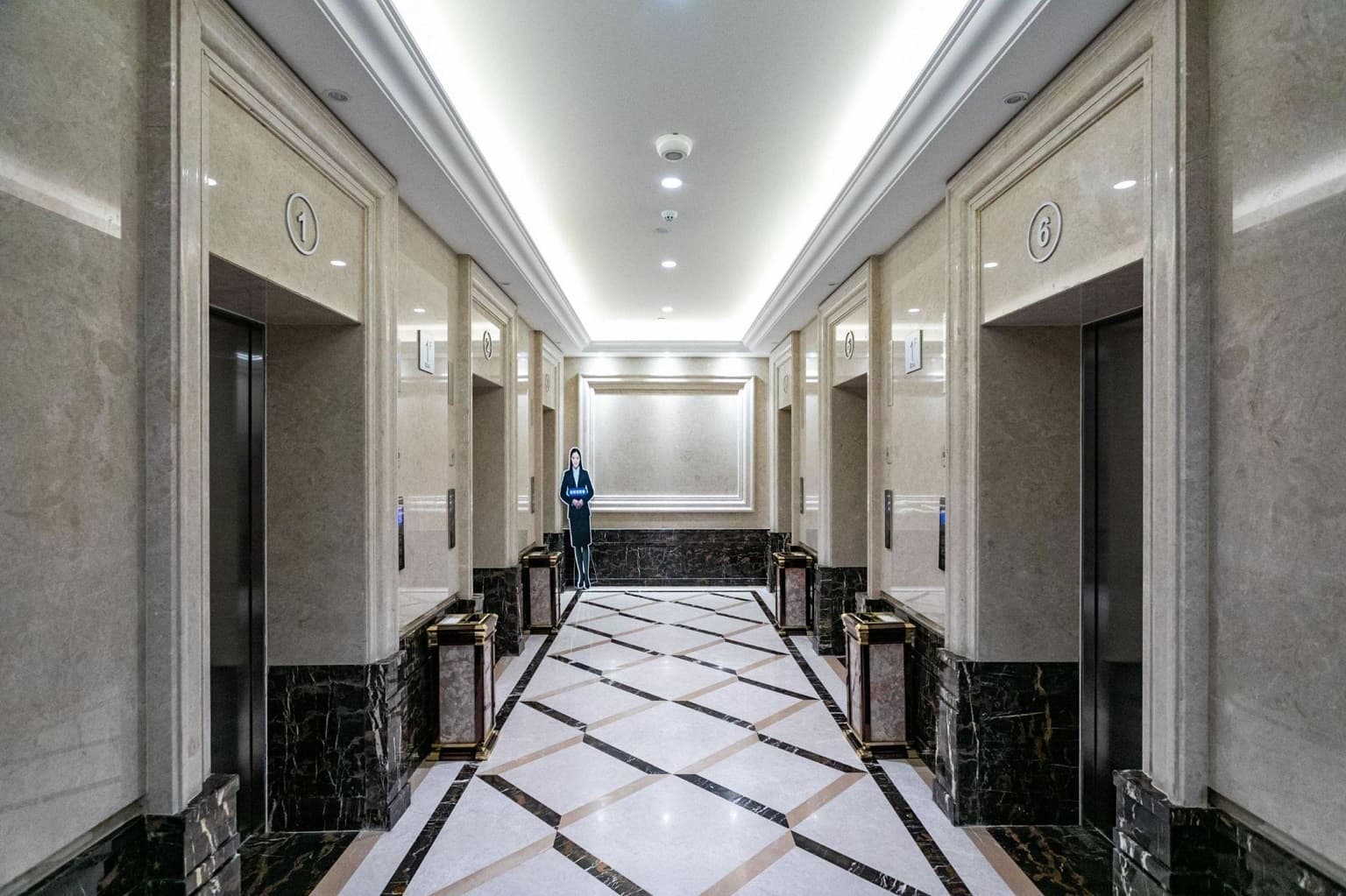 电梯厅